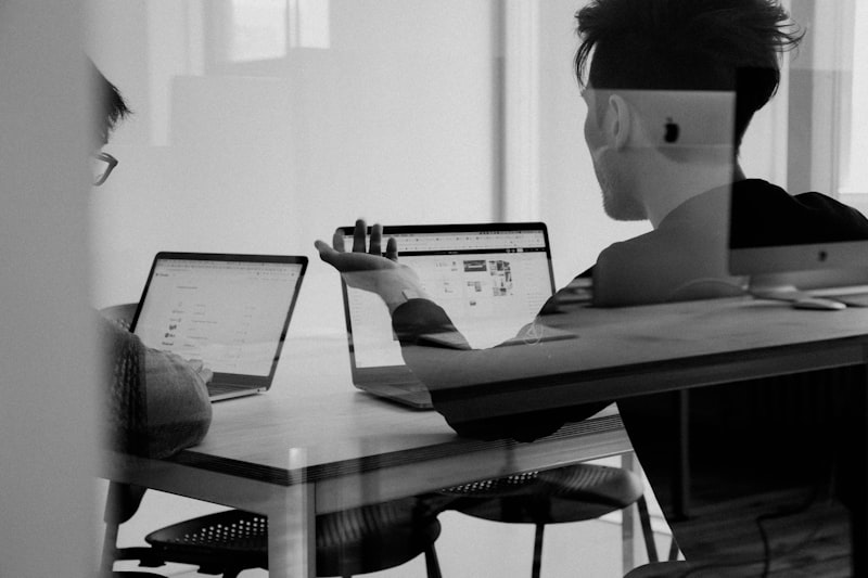 Consulenza su conformità normativa del lavoro